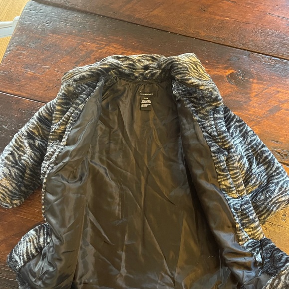 Calvin Klein fur coat - Picture 3 of 4